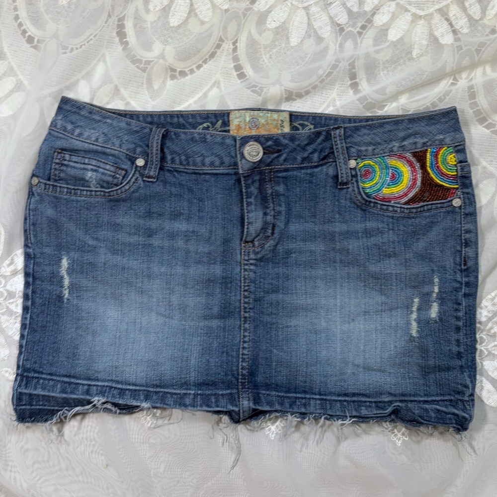 Y2K American Rag Blue Denim Mini Skirt Beaded Pocket Distressed Raw Hem Womens 7